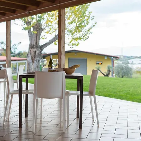 Terra Di Vento Bed & Breakfast *