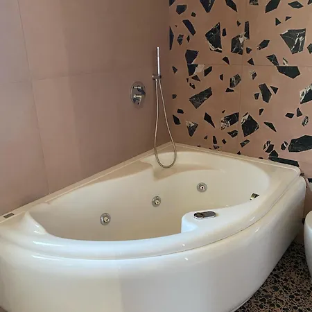 Terra Di Vento Bed & Breakfast Montecorvino Pugliano