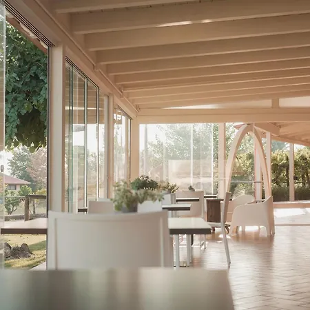 Couette-café Terra Di Vento 4*